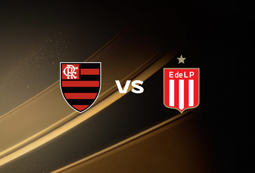 Torcida do Flamengo no Estádio Maracanã durante um jogo da Libertadores